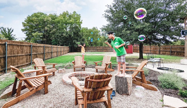 Arlington Home Near AT&T Stadium, Globe Life Field, Six Flags - FREE PARKING!