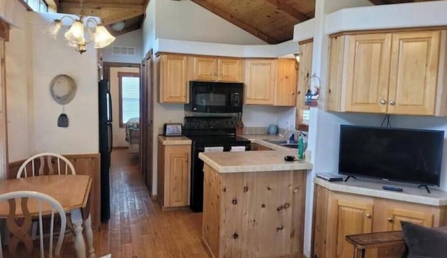 Barnwell Mountain Cabins #8