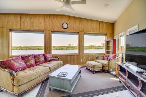 Beach Access & Resort Amenities: Jensen Beach Home