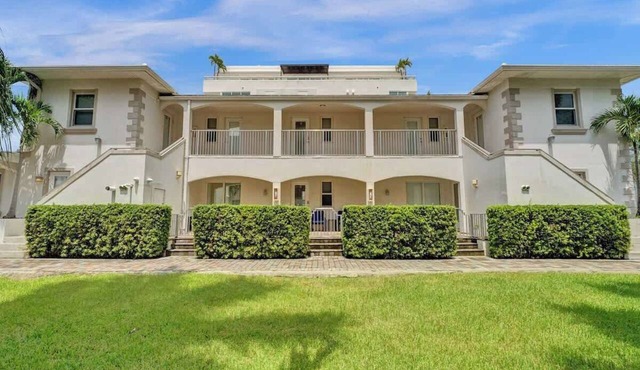 Beach Isles 1BR Apartment w/Patio Near Las Olas