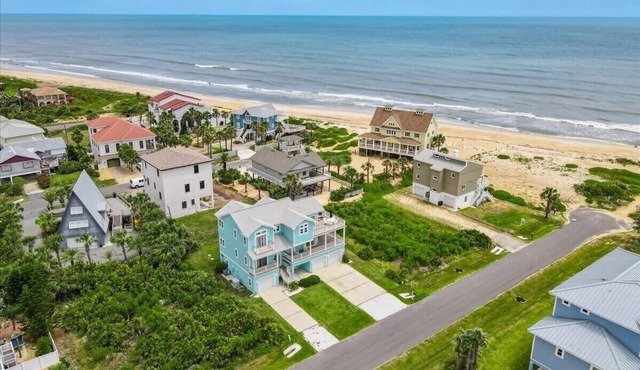 Beachfront 5BR | Ocean Views, Elevator & Game Room