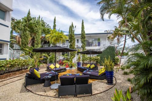 Beachside All Suites Hotel in Miami Beach