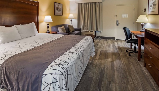 Best Western Home Place Inn in Camden