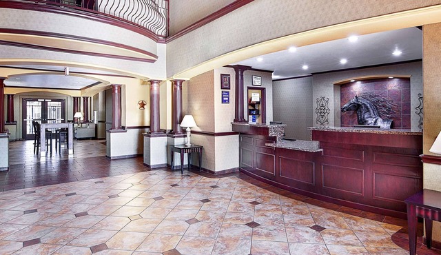 Best Western Plus Royal Mountain Inn & Suites