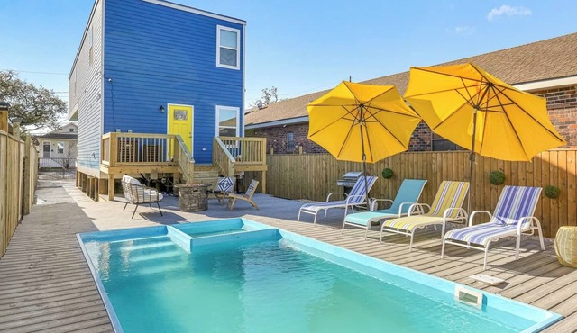 Blue Voodoo Retreat Plunge Pool Sleeps 10