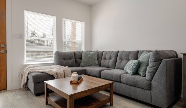 Brand New Duplex Near Downtown