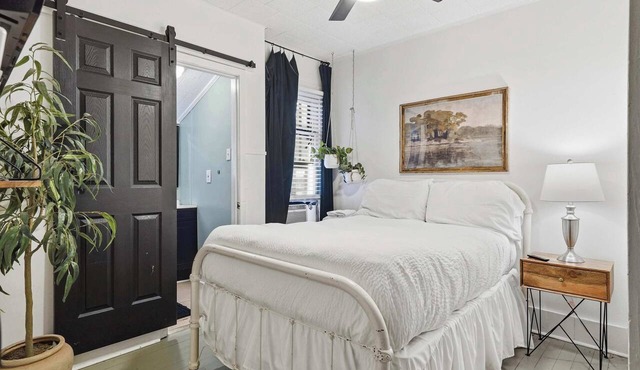 Bright 4BR Retreat Near Downtown Lafayette
