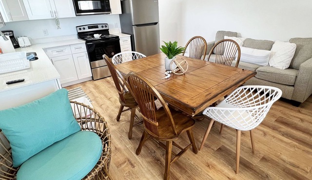 Broussards Unit A - Beach Access - Island Realty