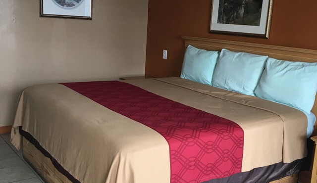 Budget Inn And Suites