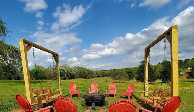 Camels, Red Cabin and more! Kaleidoscope Ranch