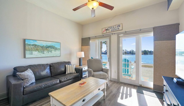 Carillon Beach Inn 113, Pet Friendly! 1BD/1BA , Ground Floor, Beautiful Resort!