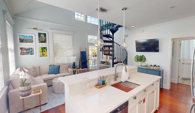 Caroline On My Mind - Paradise, Upgraded - 2BD/2Bath - Prime Location!