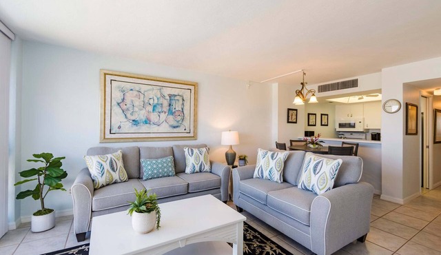 Charming 1/1 condo at Palm Bay Club in Sarasota, with stunning east views.