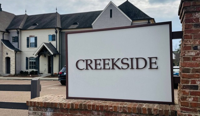 Charming 3-bedroom condo in Oxford!