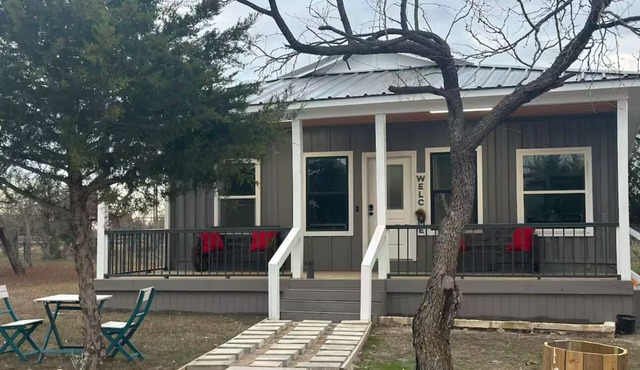 Charming 3-Bedroom New Home in Rice, TX – Cozy & Modern Escape!