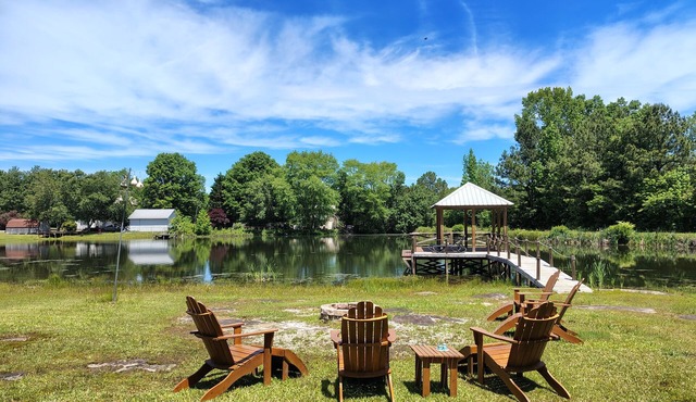 Charming Lakeside Cabin on Lookout mountain, by Little River Canyon!
