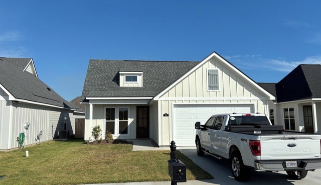 Charming New Construction 3-bedroom house available 3-6 months