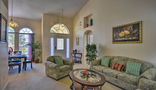 Clermont Villa w/Pool & Lanai - 12 Mi to Disney!