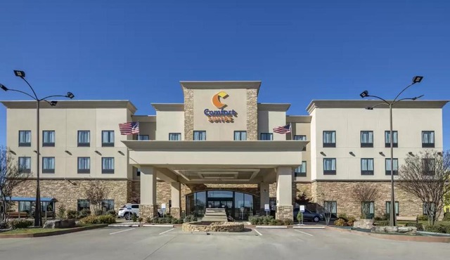 Comfort Suites Batesville