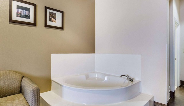 Comfort Suites Deer Park Pasadena