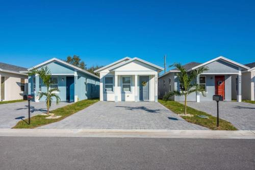 Comfortable Brand-New Home