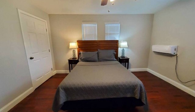 Comfy St Claude 2 Bedroom