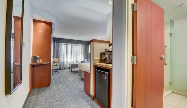 Courtyard by Marriott Cincinnati North at Union Centre in West Chester