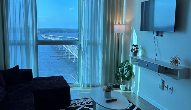 Cozy 1-bedroom apartment with AC in wonderful Fort Myers