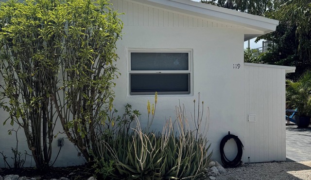 Cozy 1-bedroom apartment in Layton perfect for snow-birds/long-term renters