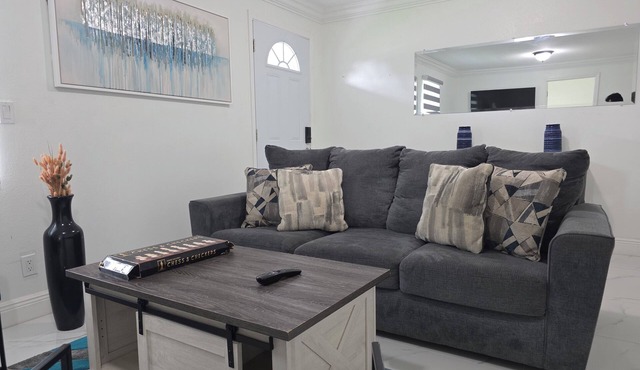 Cozy Downtown Lake Mary House