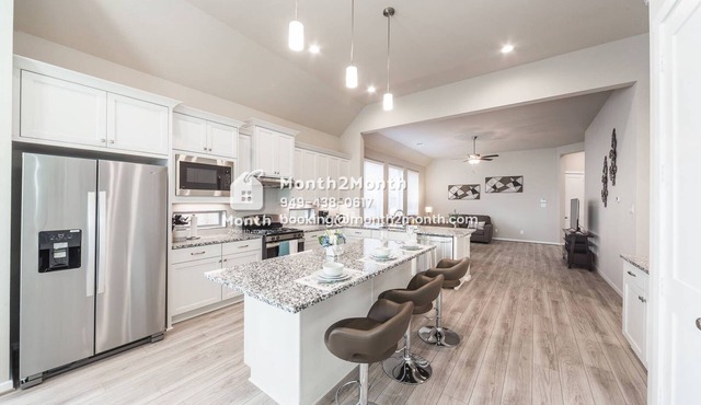 Cozy Living in Sienna #40860
