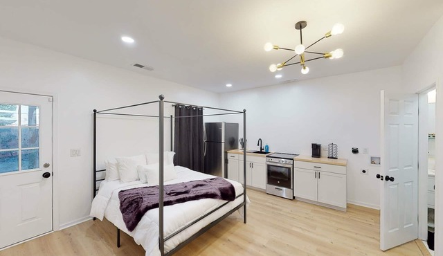 Cozy Studio in Mableton