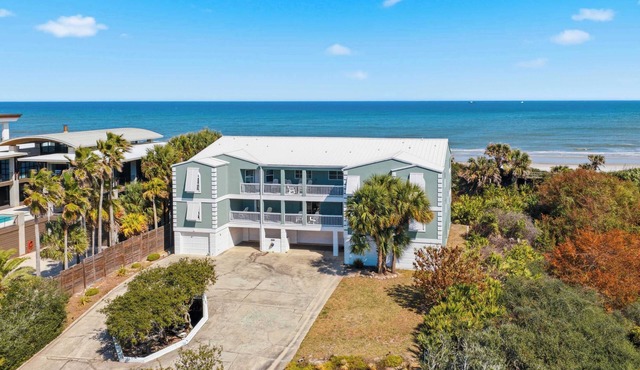 Crescent Oceanfront Home, Private Beach Boardwalk