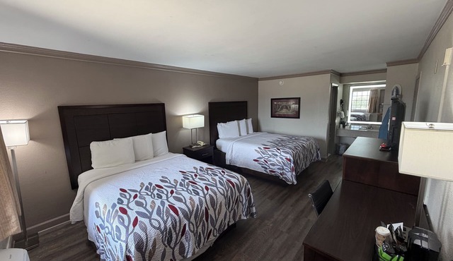 Days Inn by Wyndham Forrest City I-40