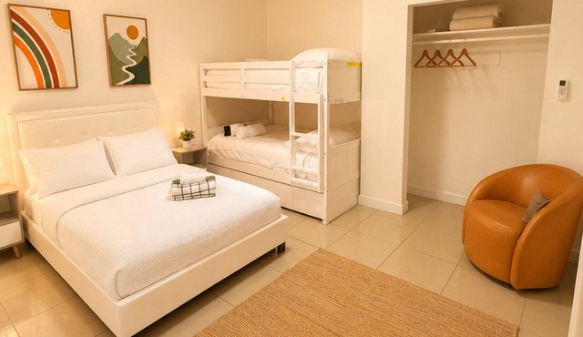 Design District suite with free parking, centrally located.