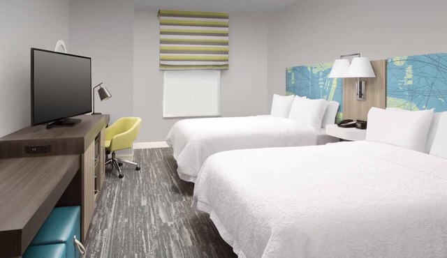 Discover Miami with Us! Free Breakfast, Pet-friendly, Outdoor Pool!