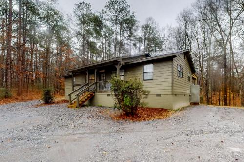Dogs Welcome! 'Big Oak Hideaway' Near Lake Martin