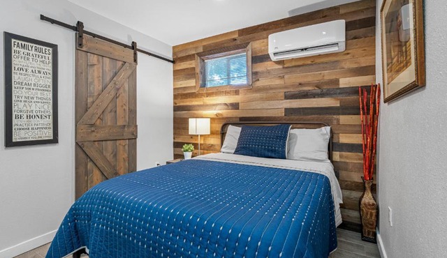 Downtown Vibes Stylish Studio, Perfect Location