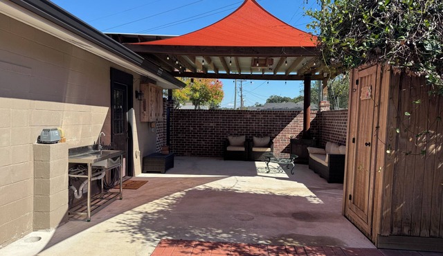 Dularge Fishing Hideaway! Family and Pet friendly