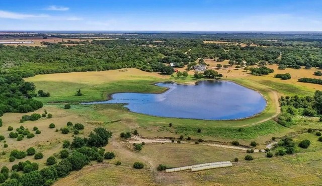 [Eclipse Amenities Included]142 Acre Ranch Glamping Tent 3