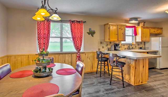 Emory Escape w/Pond Access < 13 Mi to Lake!