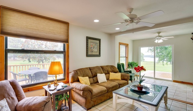 Emory Vacation Rental w/Lake Fork Boat Access!