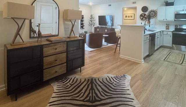 Enjoy Newly Renovated 3-bedroom condo in Starkville, Ms. Easy walk to campus.