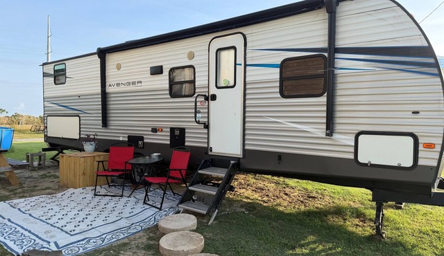 Fabulous RV with AC in charming Holly Beach in Cameron, La