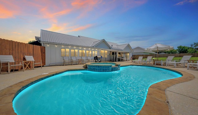 Fairhope Coastal Cottage I Pool, Game Room & Coastal Charm