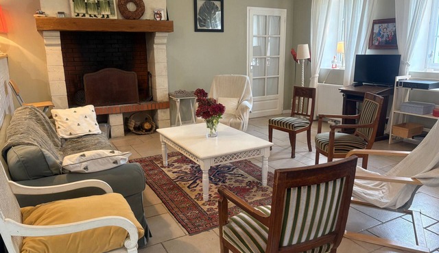 Family-Friendly Gîte with Large Terrace, Playground, and Trampoline in Countryside in Pontvallain