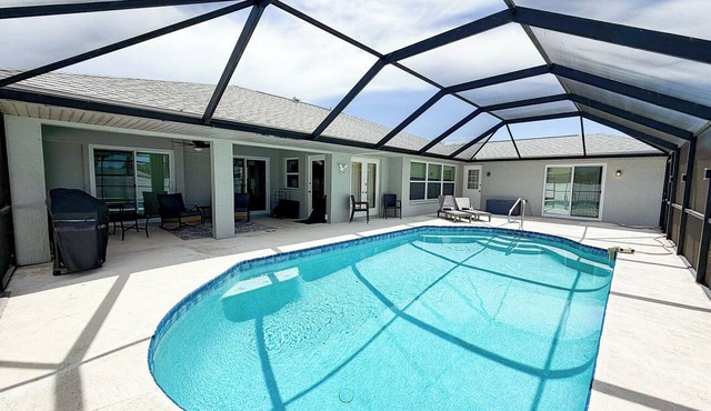 Family Fun By Gulf Beaches ~Fishing ~Heated Pool ~King Suite ~Shelling ~Golfing