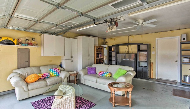 Family Home w/Yard, Walk to Breckinridge Park