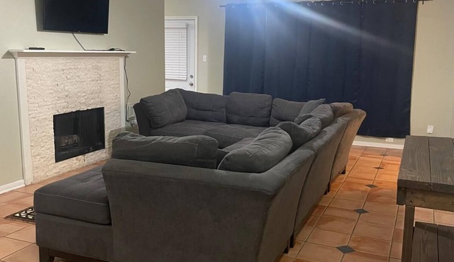 Fantastic 4-bedroom house in Welcoming Deer Park