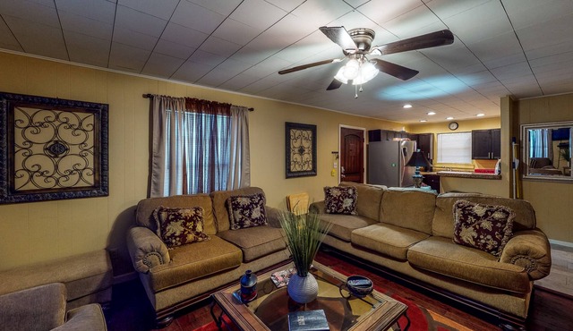 Fishing Cabin Near Lake O’ the Pines - Fenced Dog-Friendly Yard & Firepit